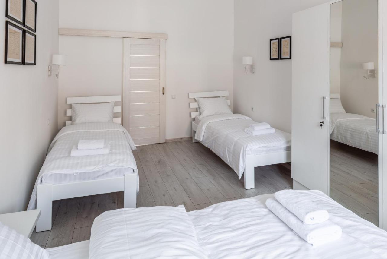 Bookinist Apartment 利沃夫 外观 照片