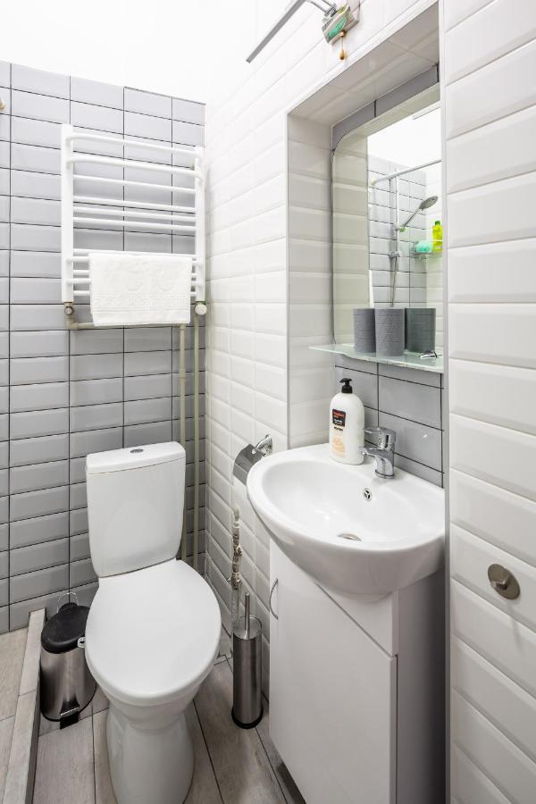 Bookinist Apartment 利沃夫 外观 照片